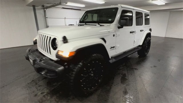 2022 Jeep Wrangler Unlimited Sahara Altitude 4x4