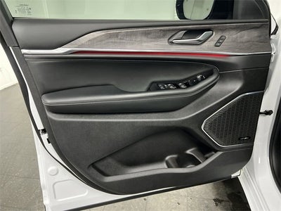 2025 Jeep Grand Cherokee L Overland 4x4