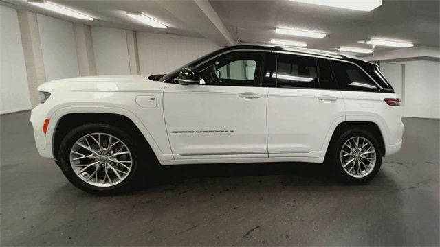 2022 Jeep Grand Cherokee 4xe Summit