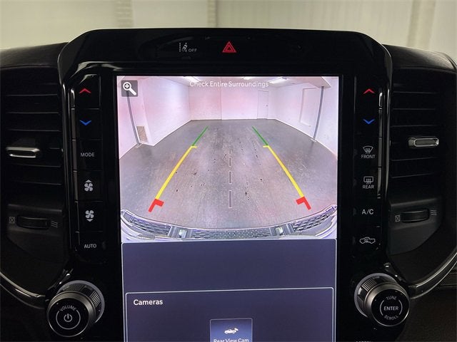 2025 RAM 1500 Laramie Crew Cab 4x4 5'7" Box