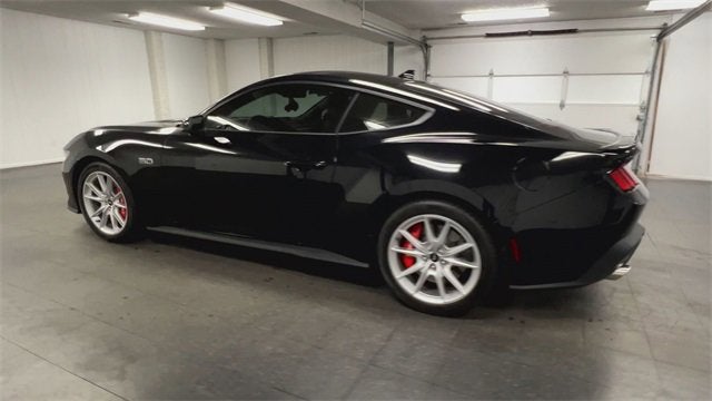 2024 Ford Mustang GT Premium Fastback