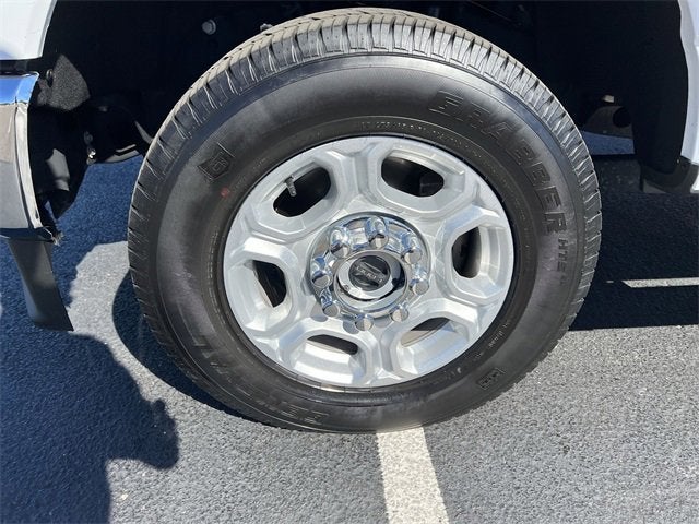 2025 Ford Super Duty F-350 SRW XL