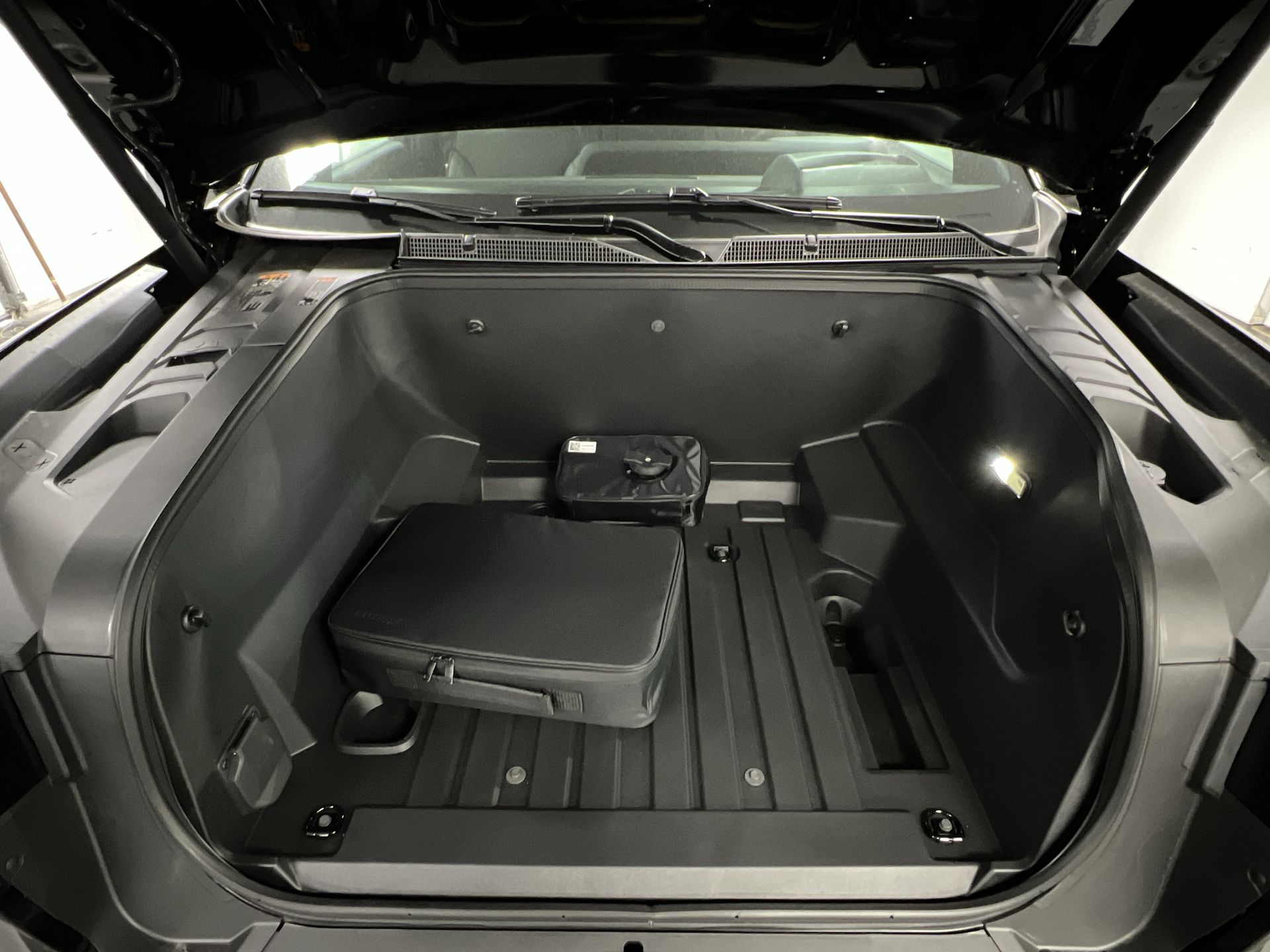 2025 Chevrolet Silverado EV RST - Max Range