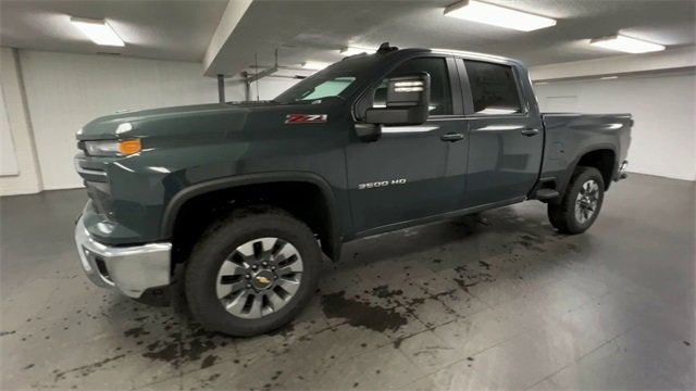 2025 Chevrolet Silverado 3500 HD LT