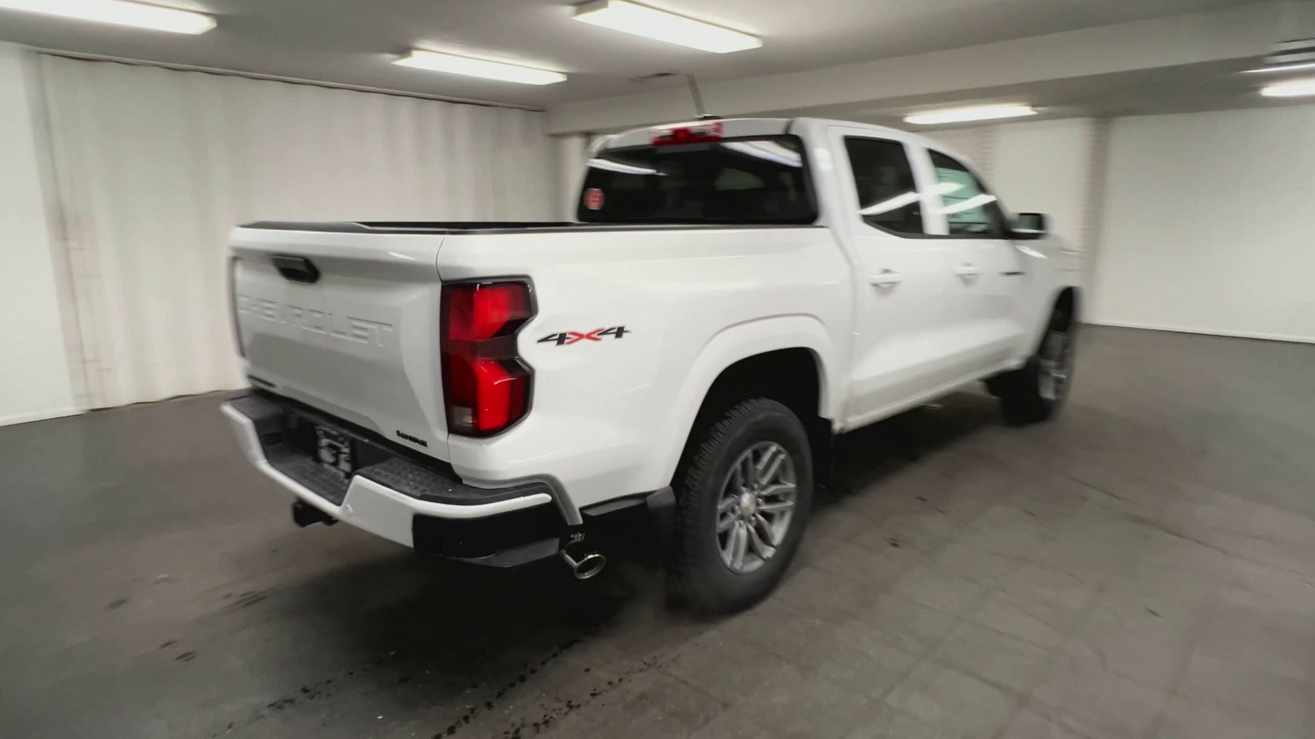 2025 Chevrolet Colorado WT/LT