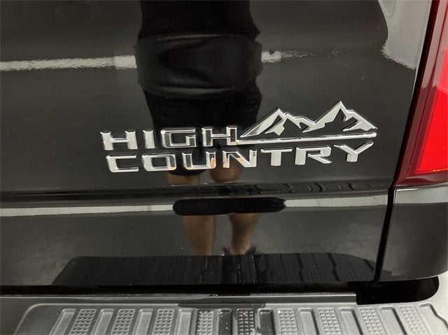 2022 Chevrolet Silverado 1500 High Country