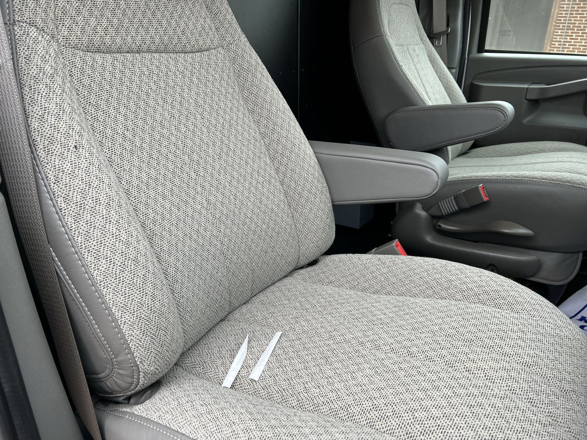 2025 Chevrolet Express Cargo 2500 WT