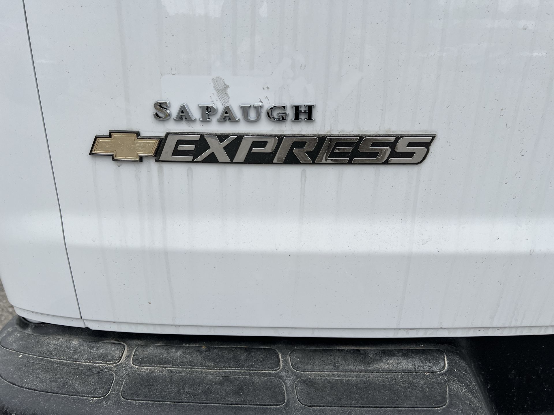 2025 Chevrolet Express Cargo 2500 WT