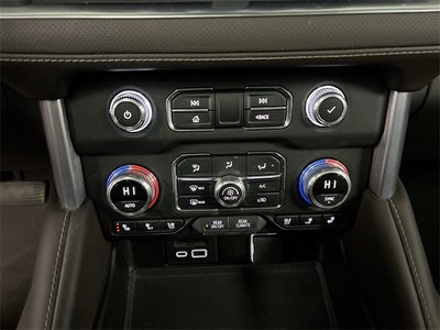 2021 GMC Yukon XL SLT