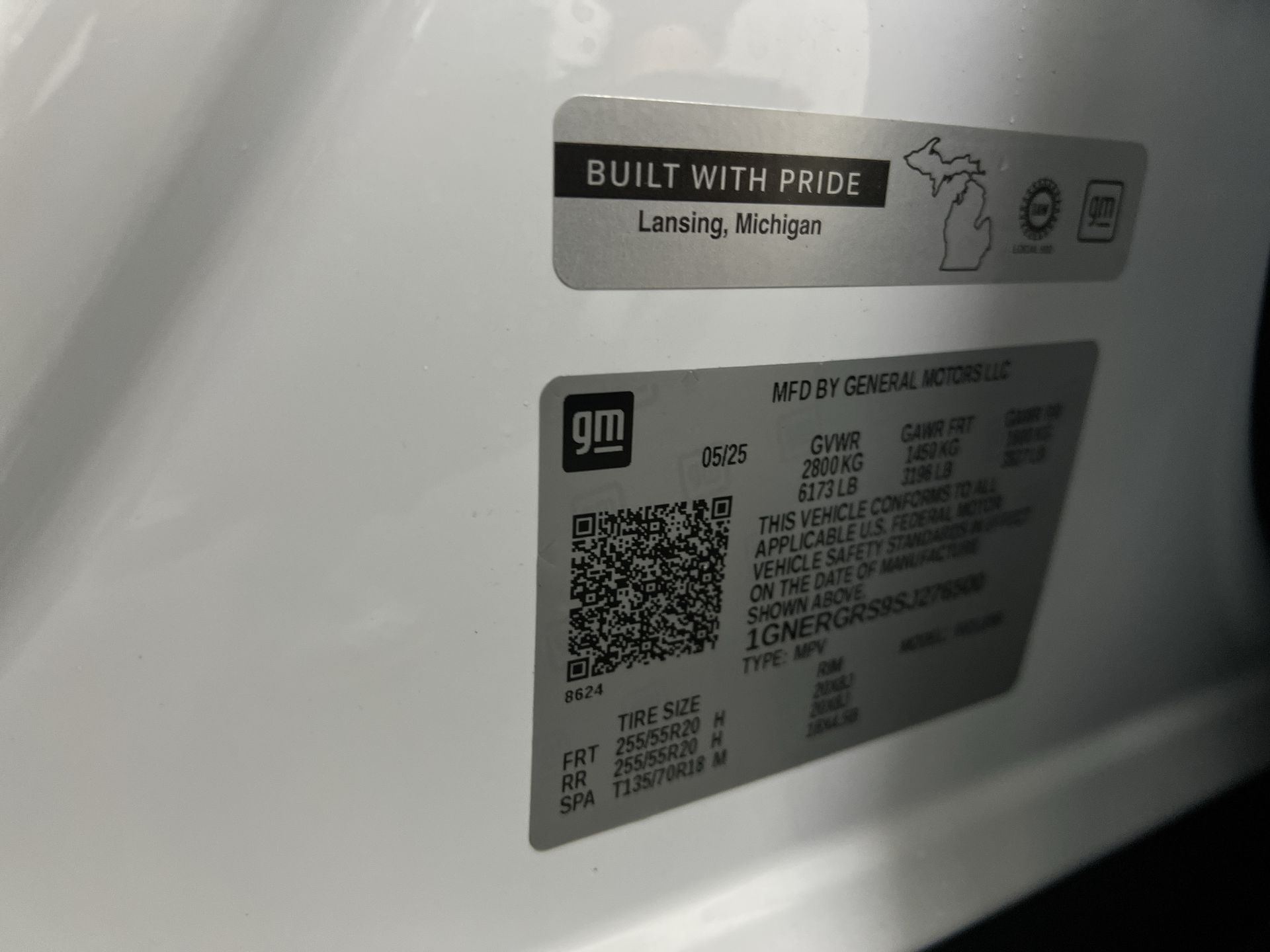 2025 Chevrolet Traverse LT