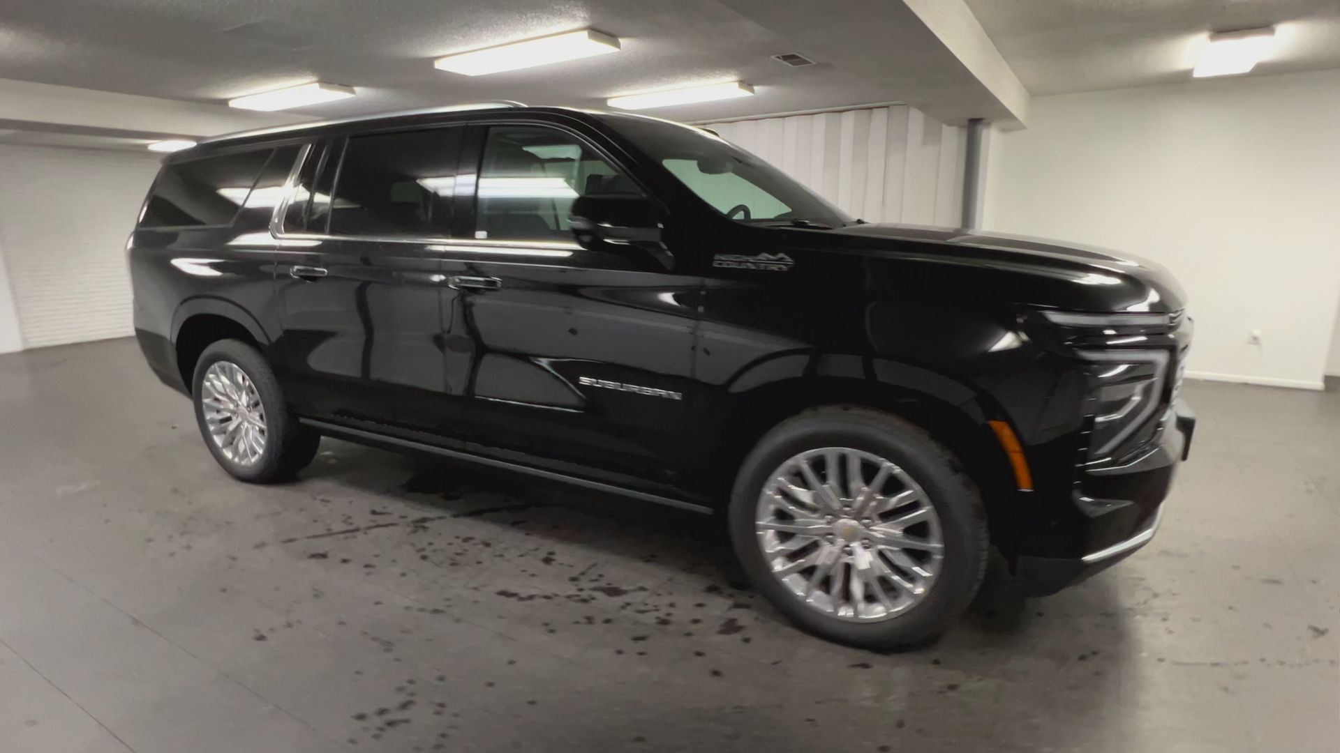 2025 Chevrolet Suburban High Country