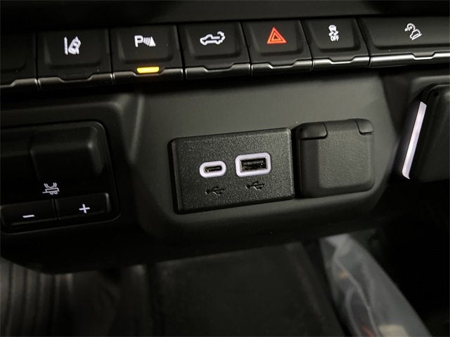 2025 GMC Sierra 3500 HD Pro