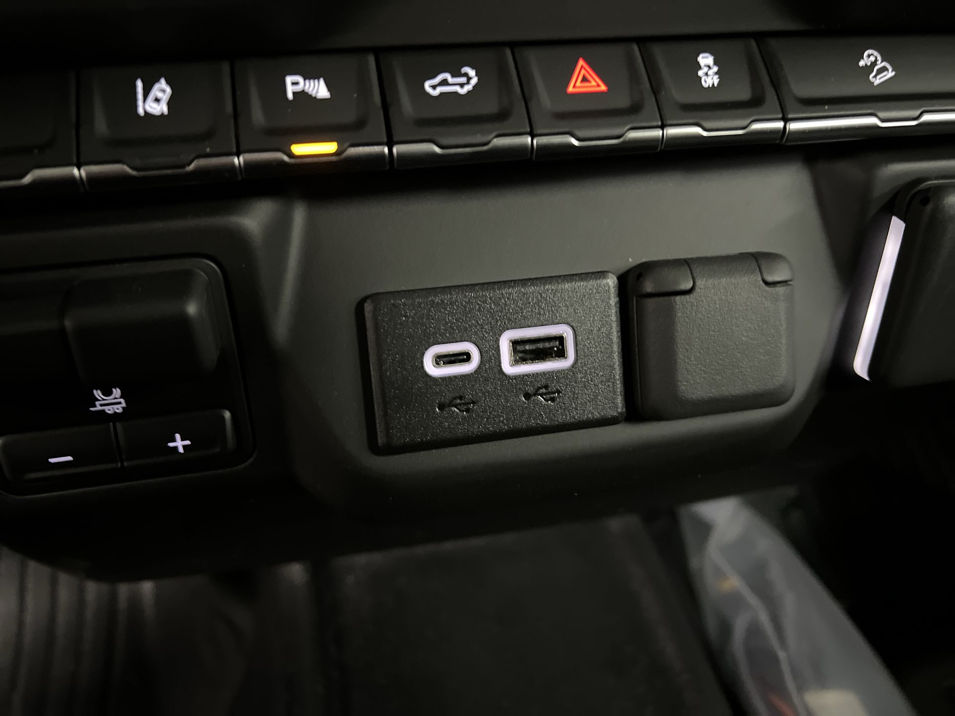 2025 GMC Sierra 3500 HD Pro