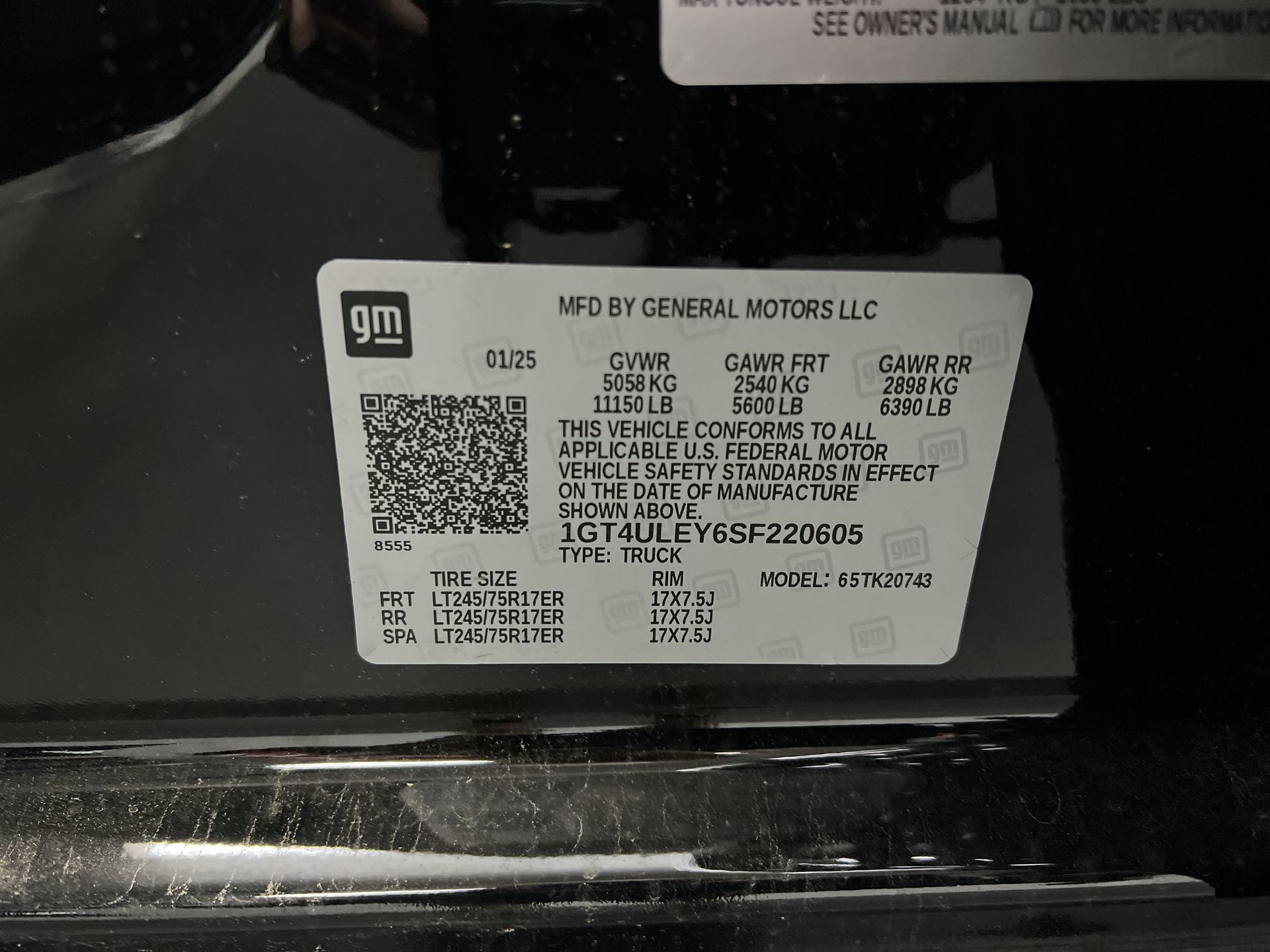 2025 GMC Sierra 2500 HD Pro