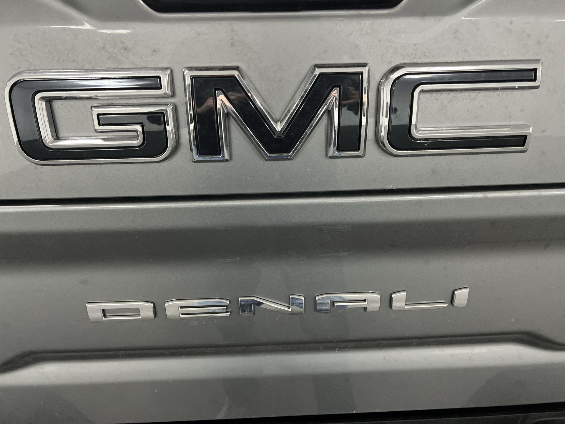 2025 GMC Sierra 3500 HD Denali Ultimate