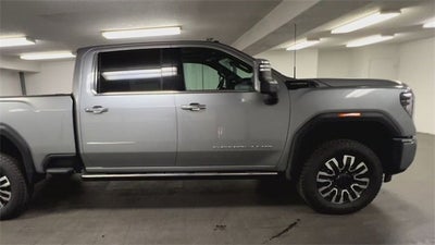 2025 GMC Sierra 3500 HD Denali Ultimate