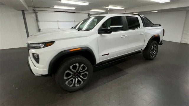 2025 GMC Canyon AT4