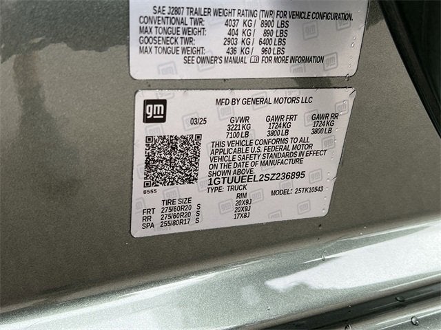 2025 GMC Sierra 1500 AT4