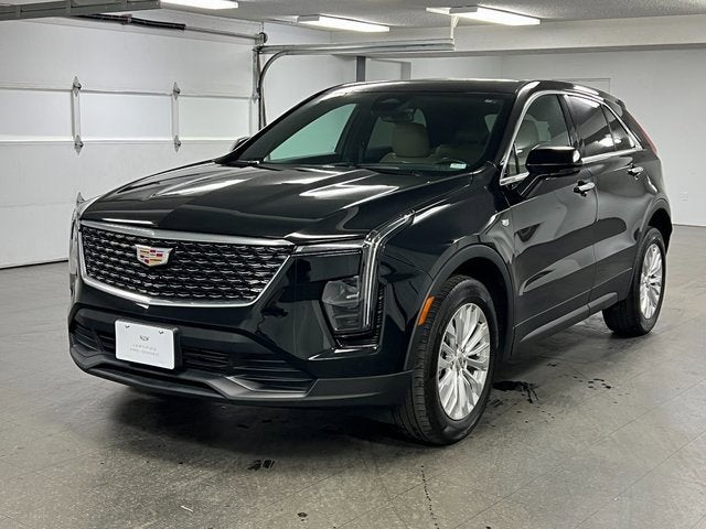 2024 Cadillac XT4 Luxury