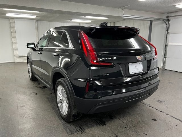 2024 Cadillac XT4 Luxury