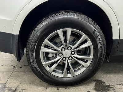 2022 Cadillac XT5 Premium Luxury