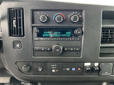 2025 Chevrolet Express Cutaway 3500 1WT