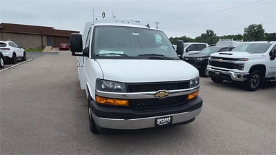 2025 Chevrolet Express Cutaway 3500 1WT