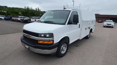 2025 Chevrolet Express Cutaway 3500 1WT