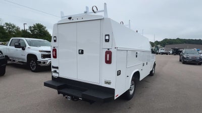 2025 Chevrolet Express Cutaway 3500 1WT