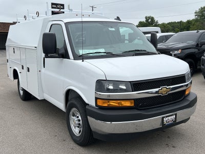 2025 Chevrolet Express Cutaway 3500 1WT