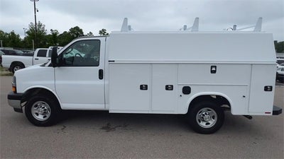 2025 Chevrolet Express Cutaway 3500 1WT