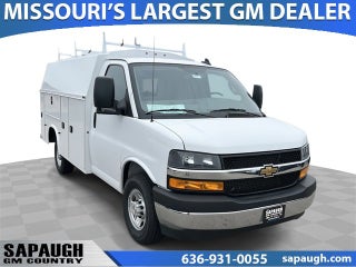 2025 Chevrolet Express Cutaway 3500 1WT
