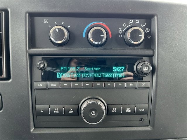 2024 Chevrolet Express Cutaway 3500 1WT