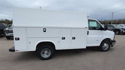 2024 Chevrolet Express Cutaway 3500 1WT