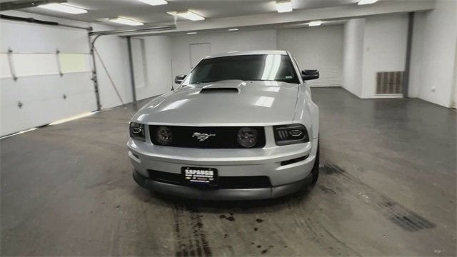 2006 Ford Mustang GT Deluxe