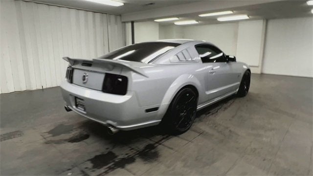 2006 Ford Mustang GT Deluxe