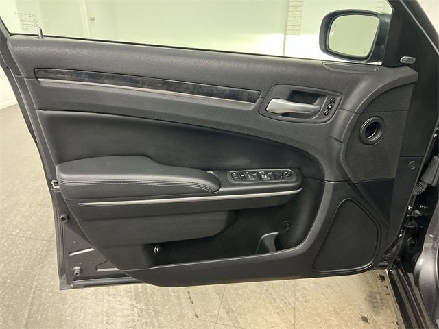 2023 Chrysler 300 Touring L