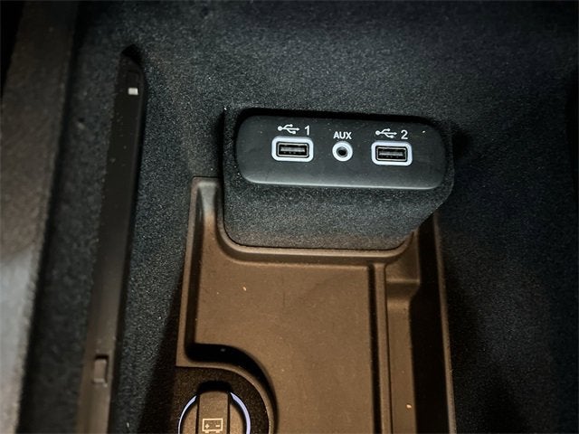 2023 Chrysler 300 Touring L