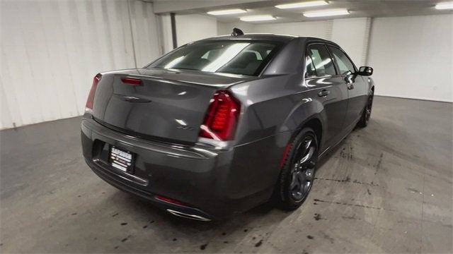 2023 Chrysler 300 Touring L