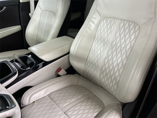 2022 Lincoln Nautilus Black Label