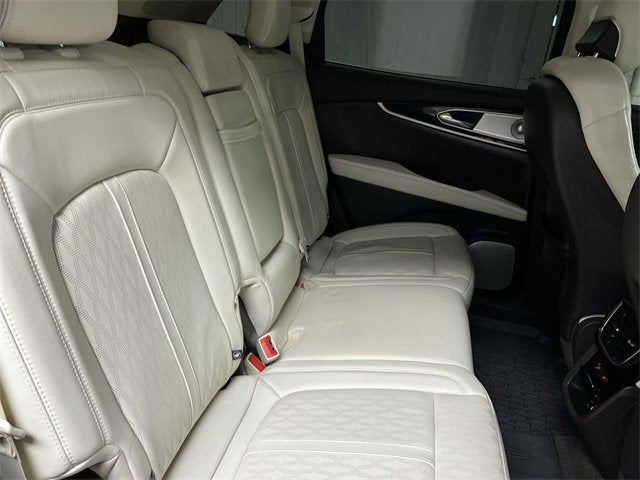 2022 Lincoln Nautilus Black Label