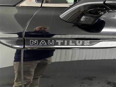 2022 Lincoln Nautilus Black Label
