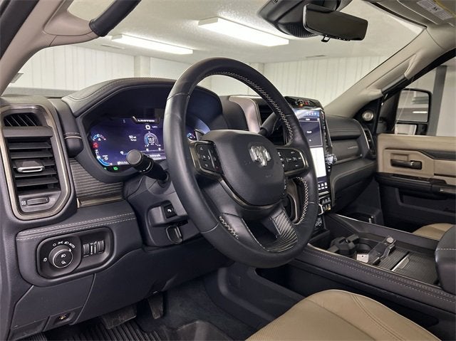 2023 RAM 3500 Limited Crew Cab 4x4 6'4" Box