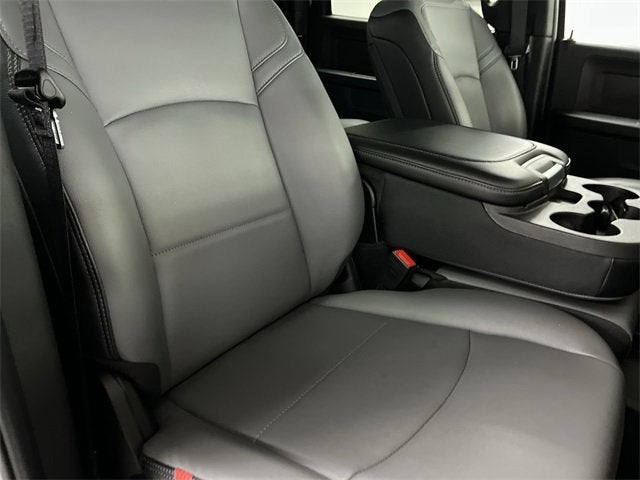 2025 RAM 2500 Tradesman Crew Cab 4x4 6'4" Box