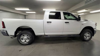 2025 RAM 2500 Tradesman Crew Cab 4x4 6'4" Box
