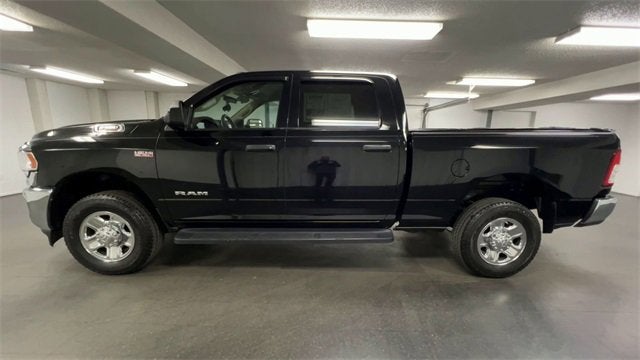 2020 RAM 2500 Tradesman Crew Cab 4X4 6'4" Box