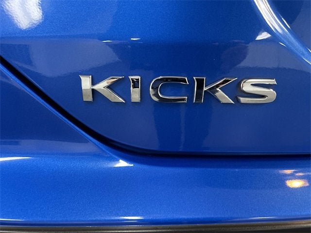 2024 Nissan Kicks SR Xtronic CVT