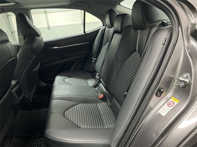 2018 Toyota Camry SE