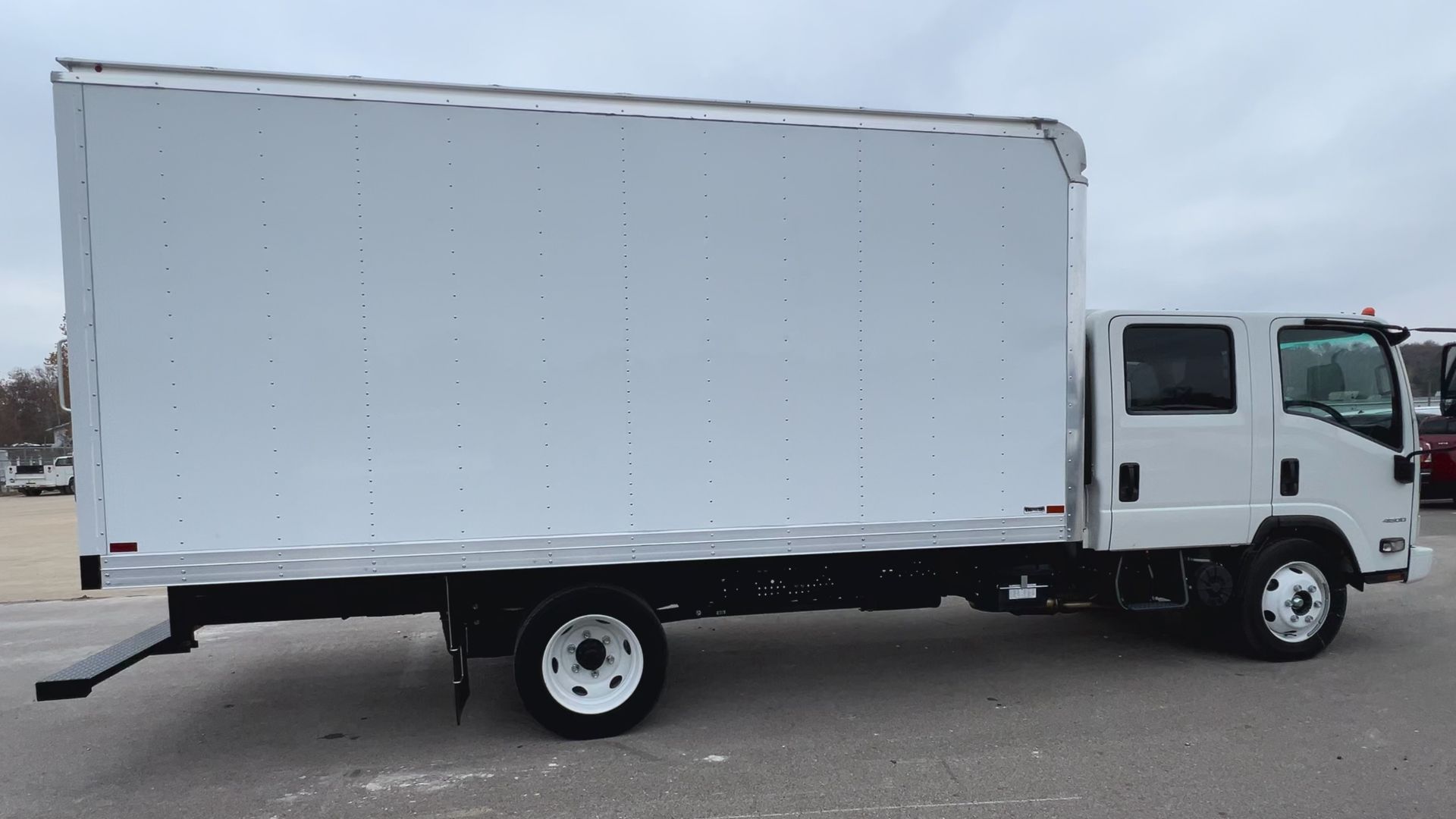 2024 Chevrolet Low Cab Forward 4500 NA
