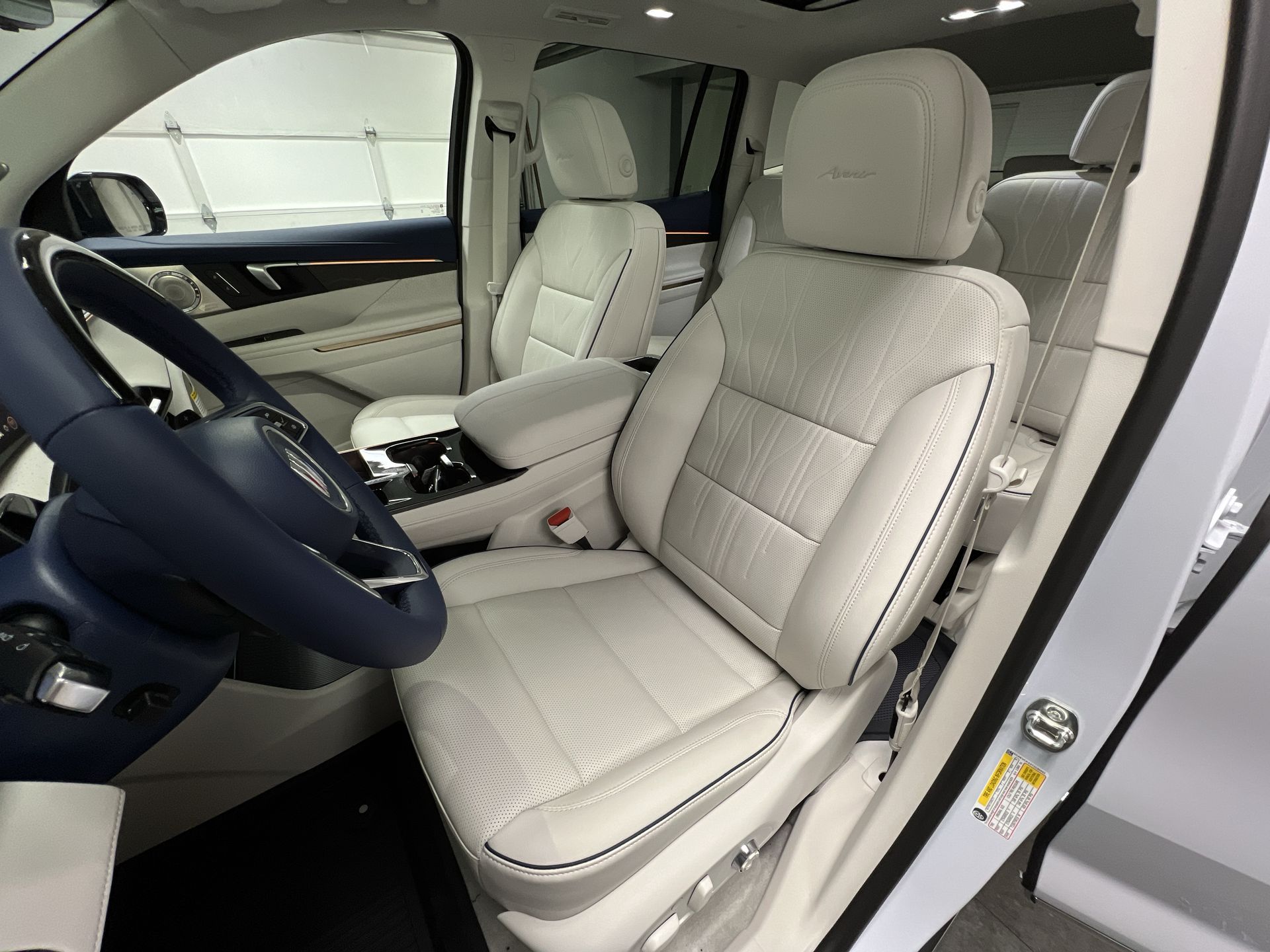 2026 Buick Enclave Avenir